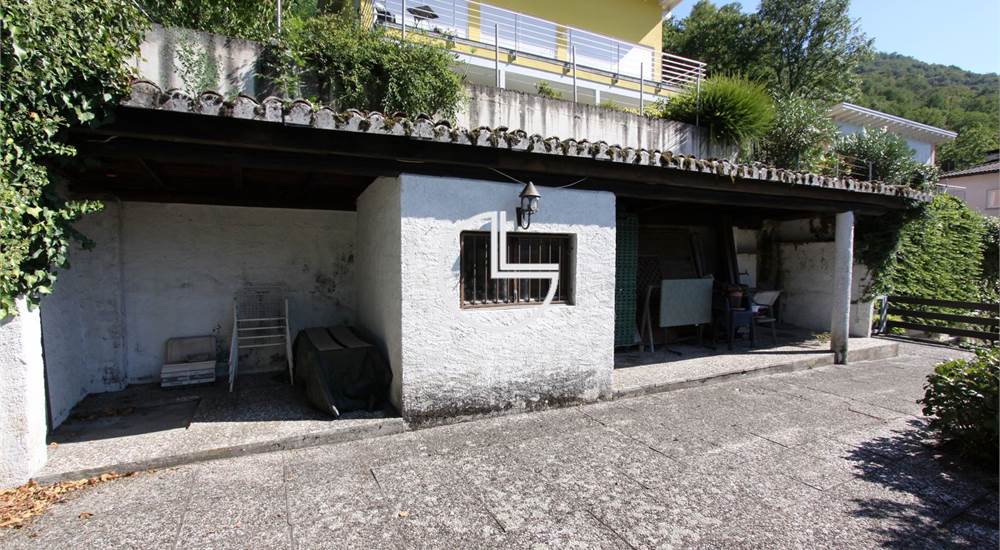 Portico superiore con terrazza