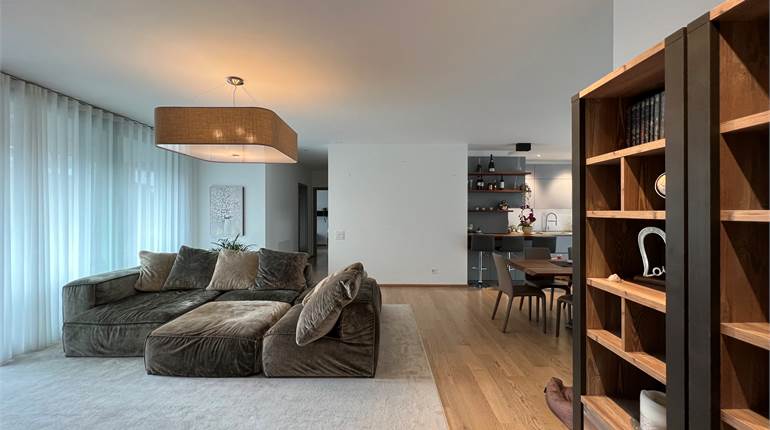 Rif.2249_Lugano, moderno attico 5.5 locali